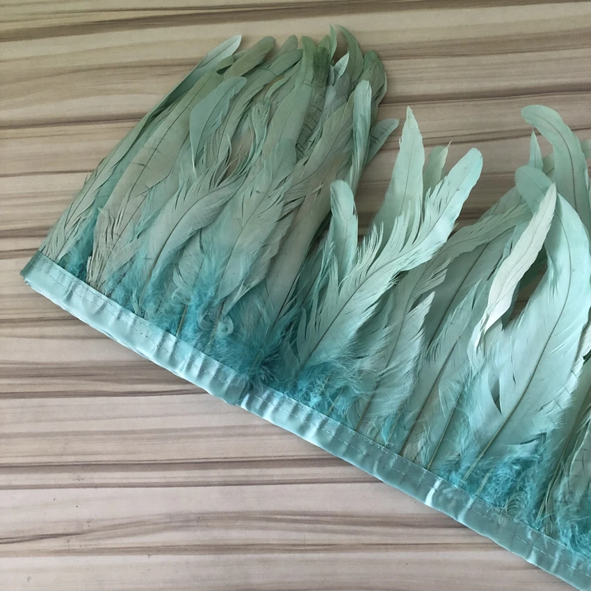 Цена 10 метров мятно-зеленый окрашенный петух куриное перо бахрома 25-30 см DIY перья