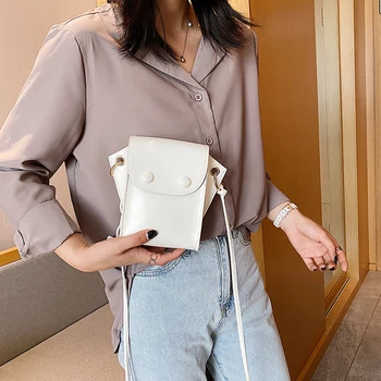 

Fashion Women Acrylic Chain Shoulder Handbag PU Small Crossbody Flap Phone Bag Youth Ladies Simple Versatile Bag