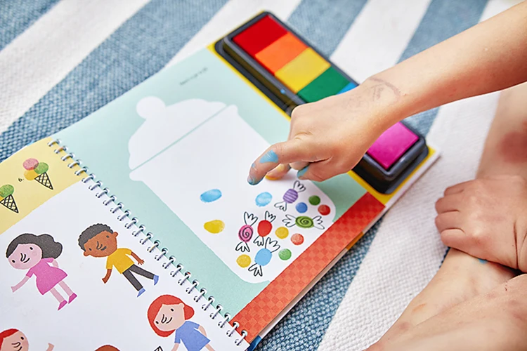  Children Fingerprinting Books with Rubber Stamps Ink Pad kids Activities Doodling Book Animal Garde - 32944829394