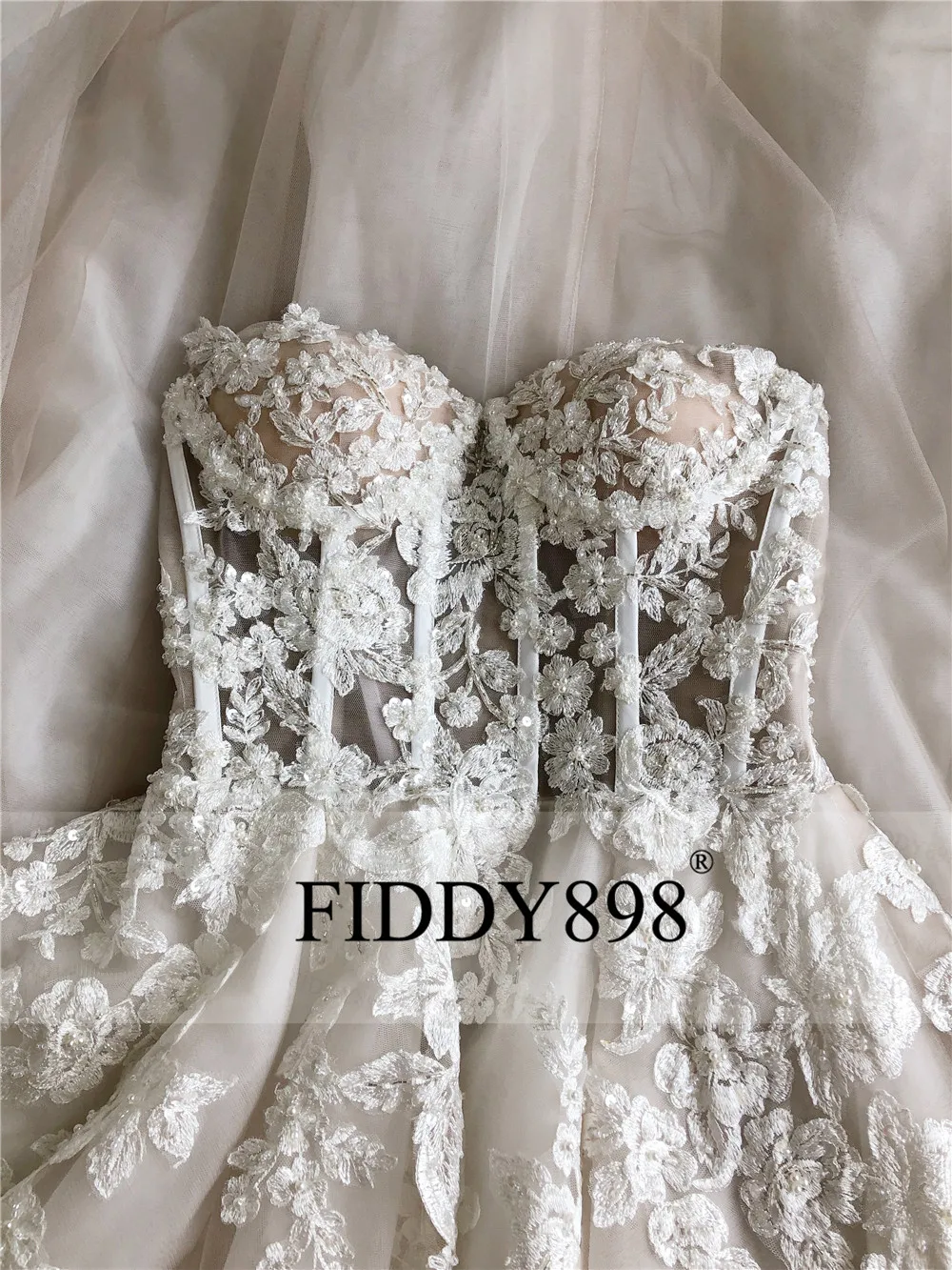 Boho Wedding Dress Long Strapless Tulle A-Line Crystal Pearls Beaded Lace Bridal Gown Beach Wedding Gown Vestido de Novia 2020 Boho Wedding Dress Long Strapless Tulle A-Line Crystal Pearls Beaded Lace Bridal Gown Beach Wedding Gown Vestido de Novia 2020