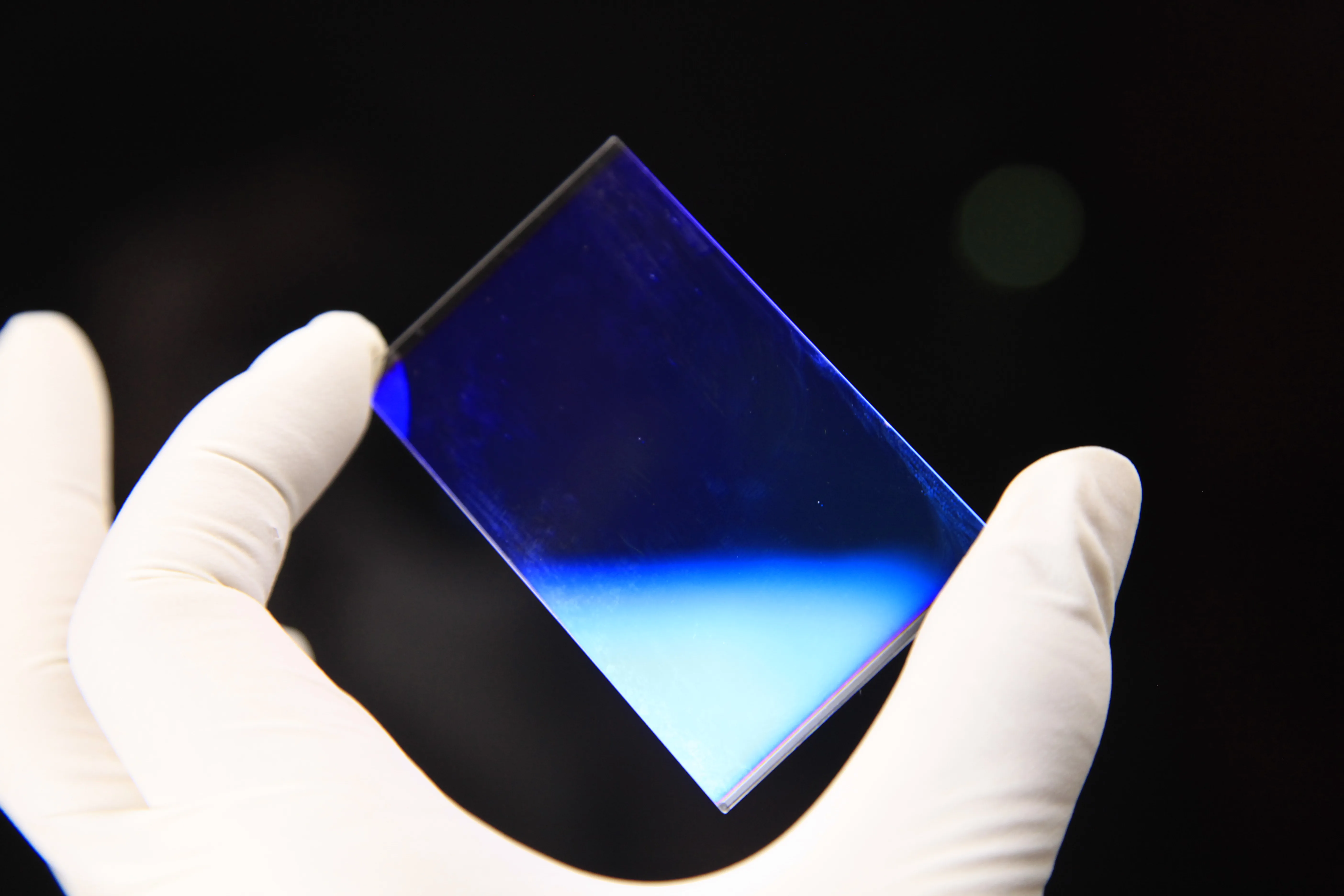 

Dichroic Stained Glass Combined Light Lens Dichroic Glass Plate Optical Glass Refracted By Orange Reflecting Blue