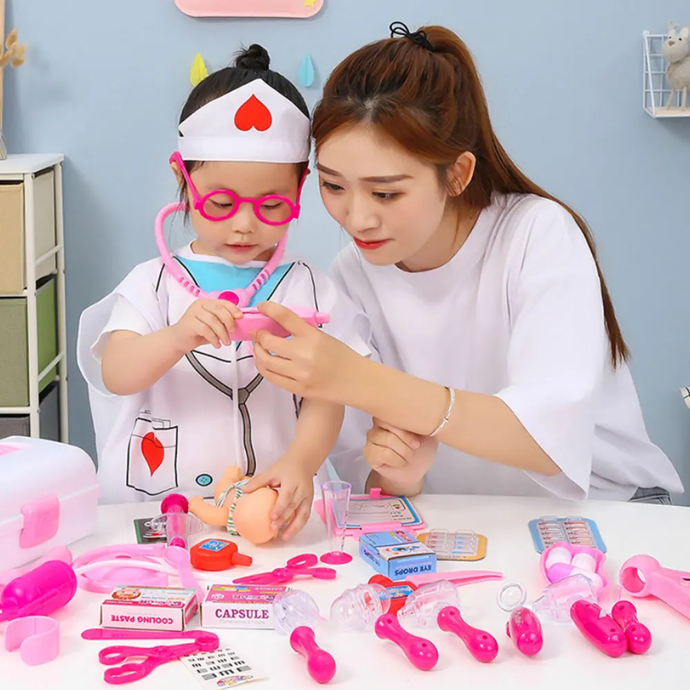 игрушка врач. медицинские игрушки для детей. набор доктора деревянный. игрушки набор доктора. детские игрушки доктор наборы.
