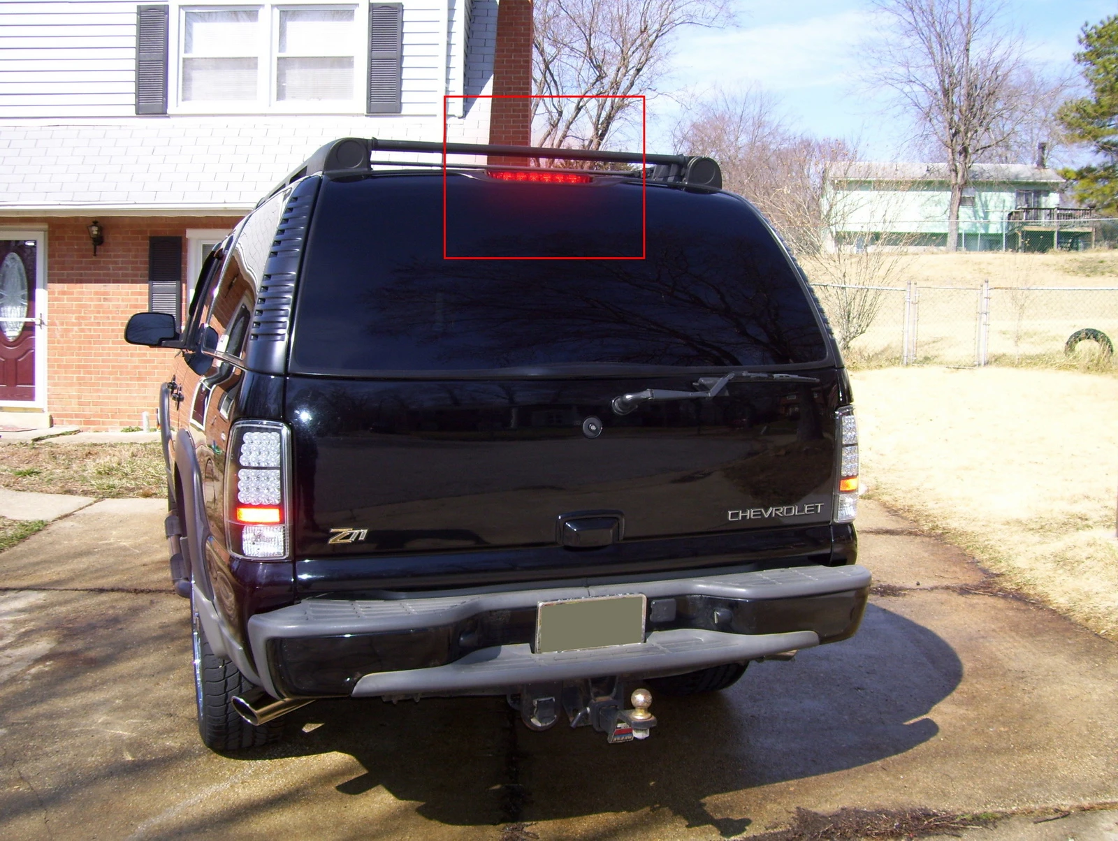 For 2000-2006 Chevy GMC Suburban Yukon XL 1500 2500 Tahoe LED 3rd Brake Stop High Mount Cargo Light Lamp 12V