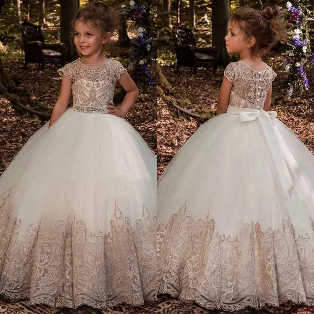 

Flower Girl Dresses Princess Ball Gown Off Shoulder With Hand Made Butterfly Flowers Puffy Kids Toddler Pageant Gown