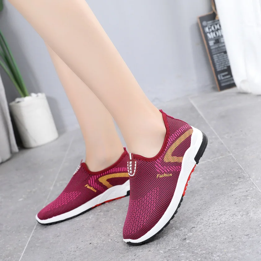 

Women's Comfort Non-skid Shoes Leisure One Foot Breathable Medium and Old Low Help Jianbu Shoes Women's Sports Shoes