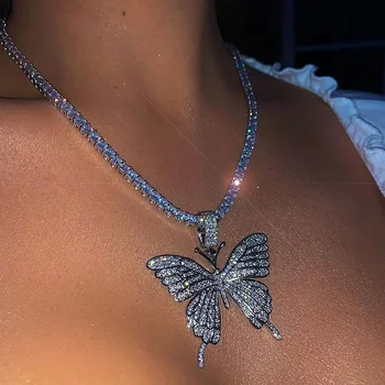

Pendant hollow butterfly necklace clavicle chain novel trend shiny butterfly choker wholesale chain necklace