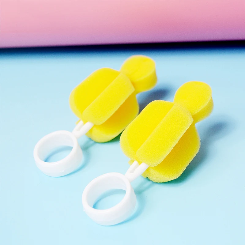 

High Quality 10pcs Baby Pacifier Cleaning Sponge Soft Yellow 360 Degree Nipple Cleaner for Infant
