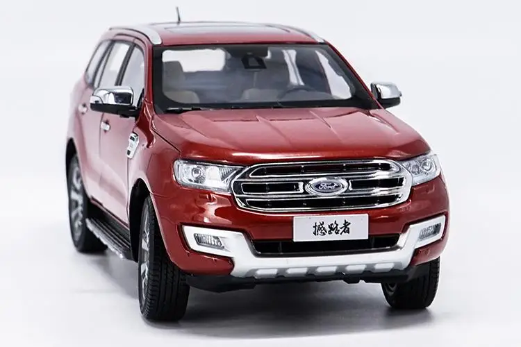 1:18 FORD U375 SUV литая модель автомобиля игрушки Металлическая Модель автомобиля оригинальная коробка