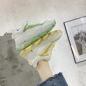 

Europe station breathable yellow sports shoes dad shoes women's shoes 2020 new wild breathable mesh super fire white shoes