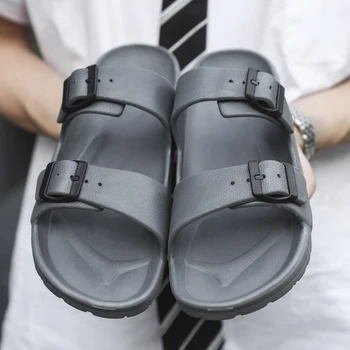 

2020 Sandals Men Double Buckle Clogs Flip Flops Casual Flat Sandals Summer Beach Slippers Men Comfort Design Flip Flops Shoes