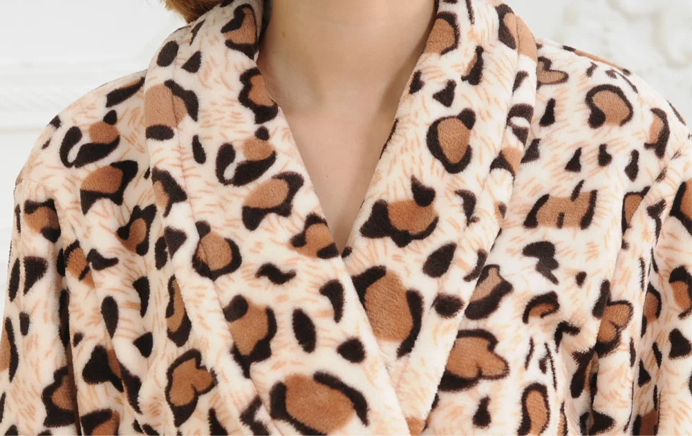 Unisex Men Fashion Flannel Warm Thickening Leopard Print Long Robe Soft Bathrobe Towelling Bath Robe Dressing Gown Nightwear