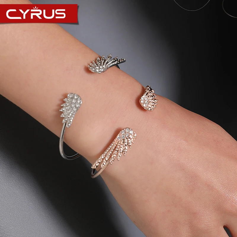 

2019 Swell Angel Wings Rhinestone Open Bracelet for Women Gold Silver Metal Creative Hand Accessories Excellent Mujer Jewelry