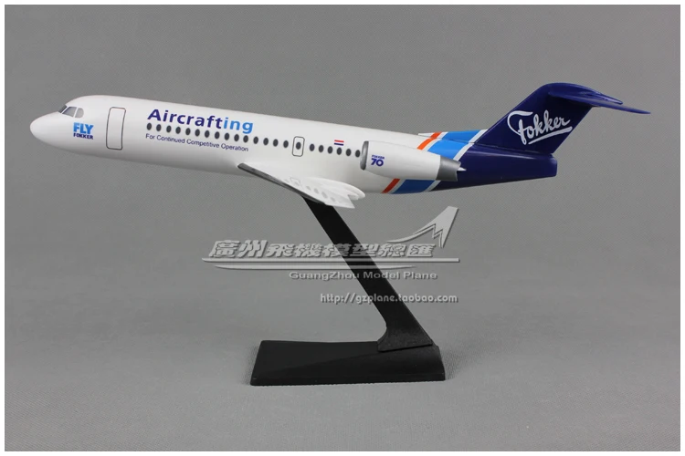 Пластиковая Сборная модель самолета FOKKER F70 F100 CRJ1000 1:100 для коллектора модели |