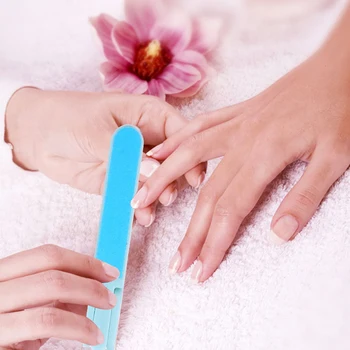 

New Random Color Portable Foot Dead Skin Remover File Manicure Rasp Callus Exfoliating Scraper Pedicure Feet Care Plastic Tool