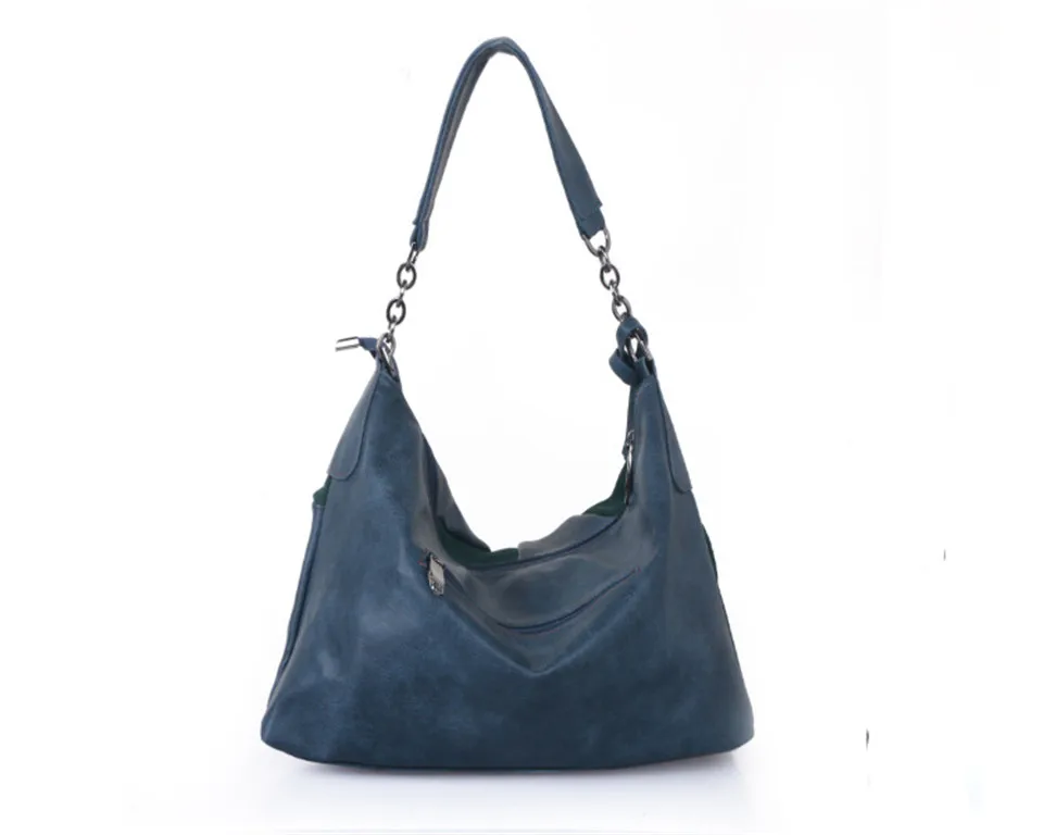 12070929457_476375778