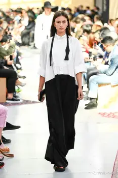 

Black And White Colours Loose 2020 New Long Fashion Wool Jumpsuits For Women Half Sleeve Hypertrophy Jumpsuits