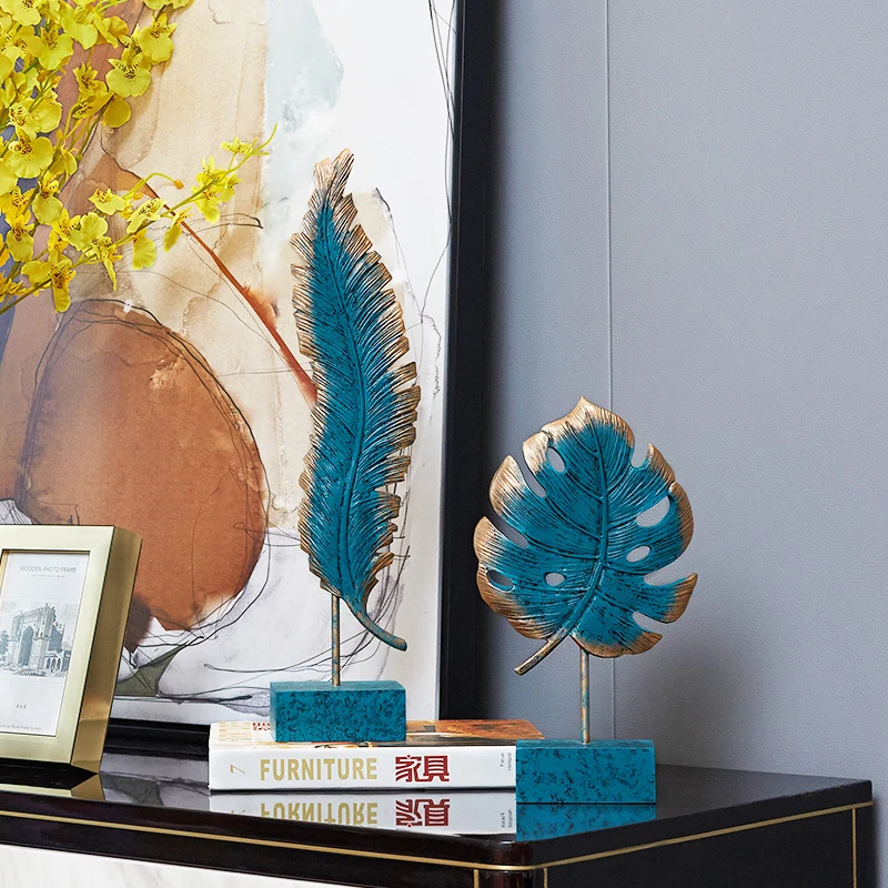 

Modern Green Resin Turtle Leaf Designer Statue Home Crafts Room Decorative Objects Green Feather Sculpture Accessories