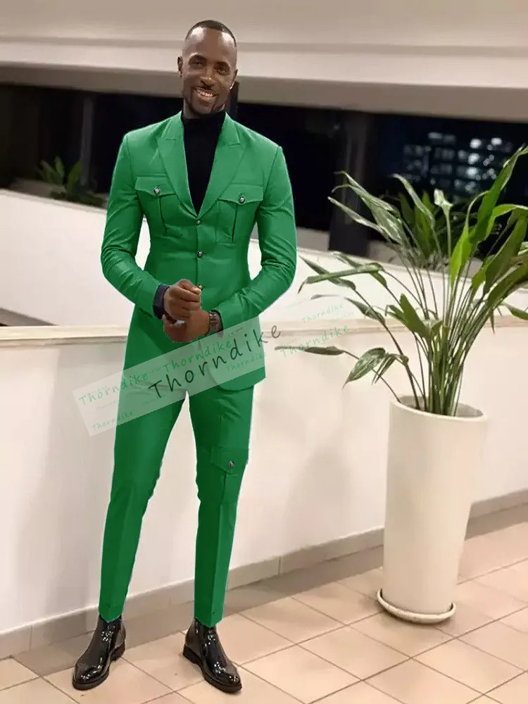 くすみグリーンダブルブレストスーツ ネクタイ付き くすみグリーンダブルブレストスーツ ネクタイ付き - スーツ新着