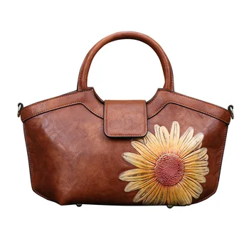 

2020 New Designer Elegant Lady Retro Hobos Handbags Women Luxury Top Handle Flower Press Grain Shoulder Bags