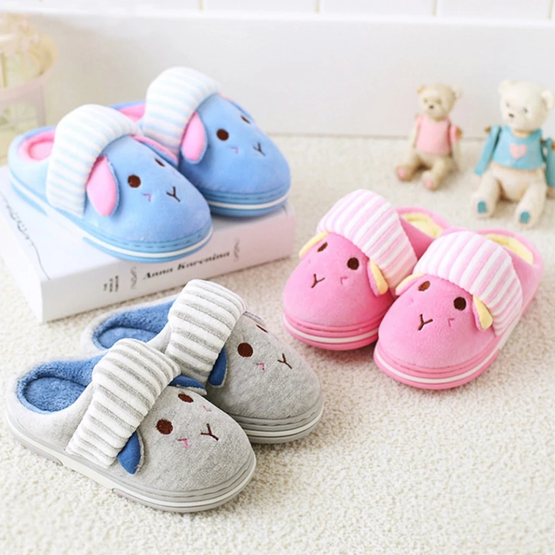 Детские тапочки; плюшевые теплые домашние тапочки с рисунками животных из мультфильмов; детская теплая утолщенная домашняя Нескользящая Милая обувь для малышей