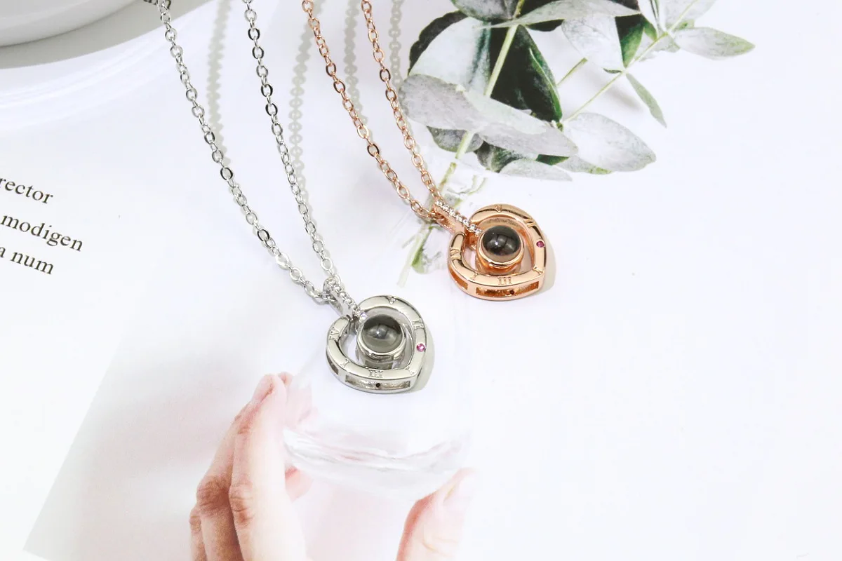 

925 Silver Anti-Allergy Heart Shape Necklace Douyin Celebrity Style Projection Pendant 100 Kind Language I Love You Choker