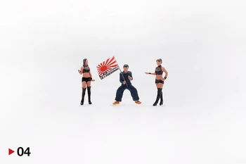 

1:64 Japanese Show Girls height 2.5cm model car dolls scene