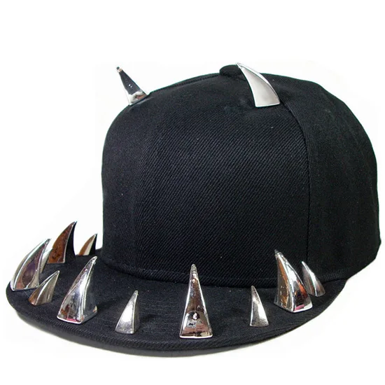 Взрослых хип-хоп панк Рок полный шип штифты, заклепки Snapback кепки мужские Bboy крутые плоские Остроконечные Бейсболки - Цвет: Black Silver
