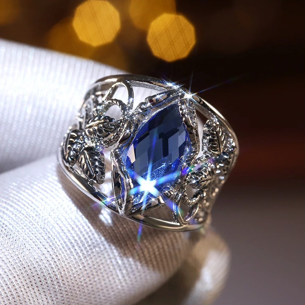 Huitan Fashion Wide Women Ring for Party Daily Wearable Jewelry Noble Rhombus Cut Blue Horse Eye Drill Stone Hollow Leaf  Rings 2