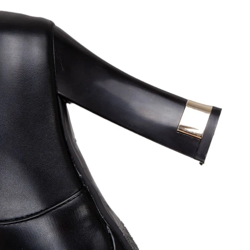 Новые модные зимние женские ботинки с боковой молнией, украшенные клыком, белые пикантные бархатные женские ботинки на высоком каблуке, со стразами, размеры 34-43