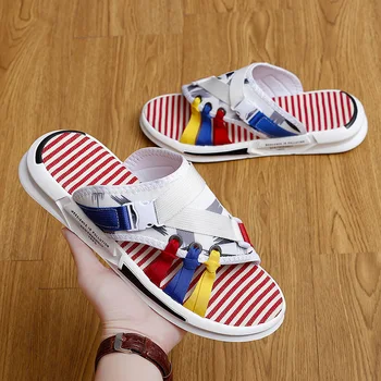 

Summer wading shoes beach shoes sports shoes light casual shoes men color stitching sandals large size slippers Zapatos Hombre