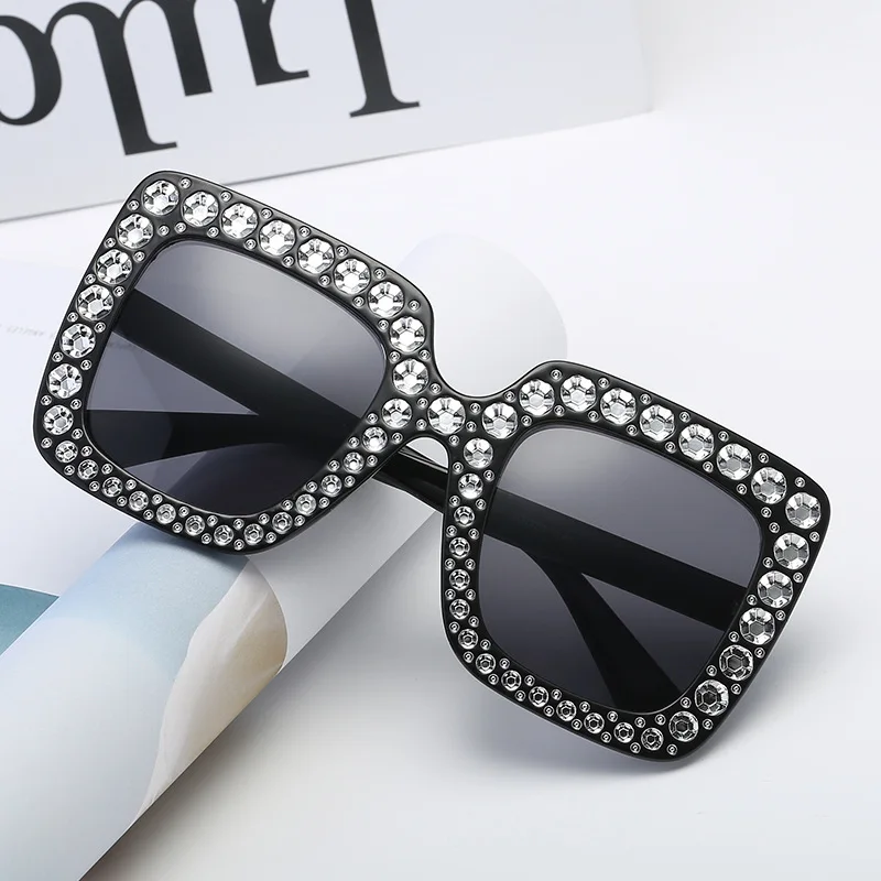 

Ladies Diamond Crystal Pink Sunglasses For Women Big Frame Sqaure Glasses Italy Brand Designer Eyewear Shades