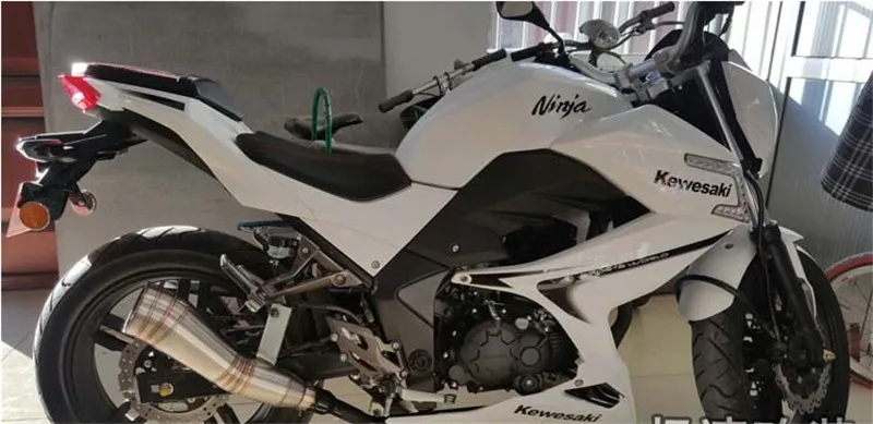 Yolinson GPrace moto выхлопная труба akrapovic глушитель escape moto для KTM ect NINJA250 NINJA650 ER6N FZ400 Z750 Z800 с наклейкой