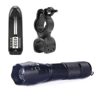 

10000 LM Zoom T6 Lamp Camping LED 5 Modes Portable Torch Camping & Battery Charger & Clip