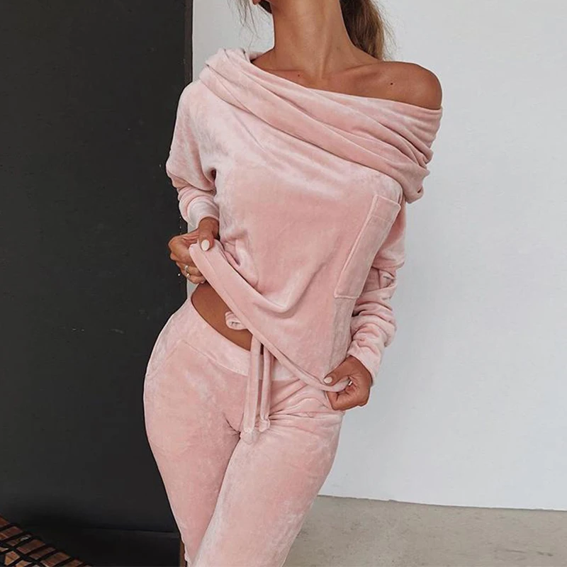 

Soft Velvet Women's Sets Slash Neck Top Slim Long Pants Autumn Winter Warm Tracksuits Female Casual Two Piece Sets Outfits GV961