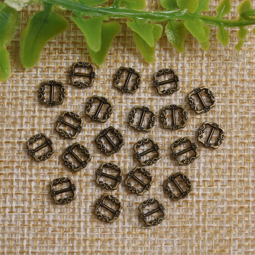 Plush Doll Accessories Doll Clothes Accessories Doll Accessories 20PCS Mini Ultra-small Diy Doll Button Tri-glide Pattern Belt Buckle Doll Bags Buckles For Shoes Clothes Craft Accessories