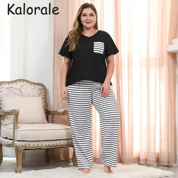 

Plus Size Women Casual Tee With Pocket Striped Capris Pants 2Pieces Pajama Sets Short Sleeve Tshirt Summer 2020 Sleepwear Set