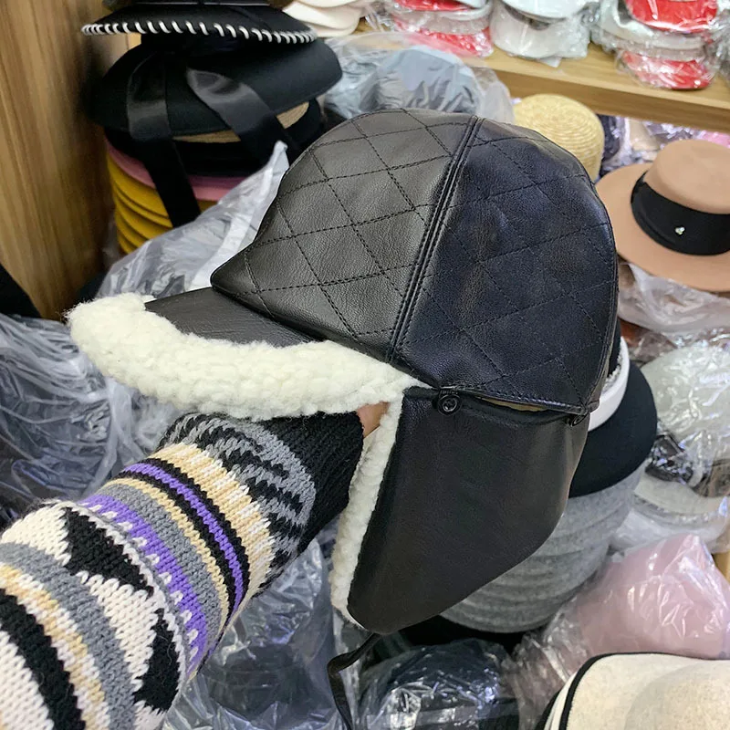 01910-юаней зимняя теплая искусственная кожа защита ушей ПУ Skullies Beanies кепка мужская женская уличная шапка для отдыха
