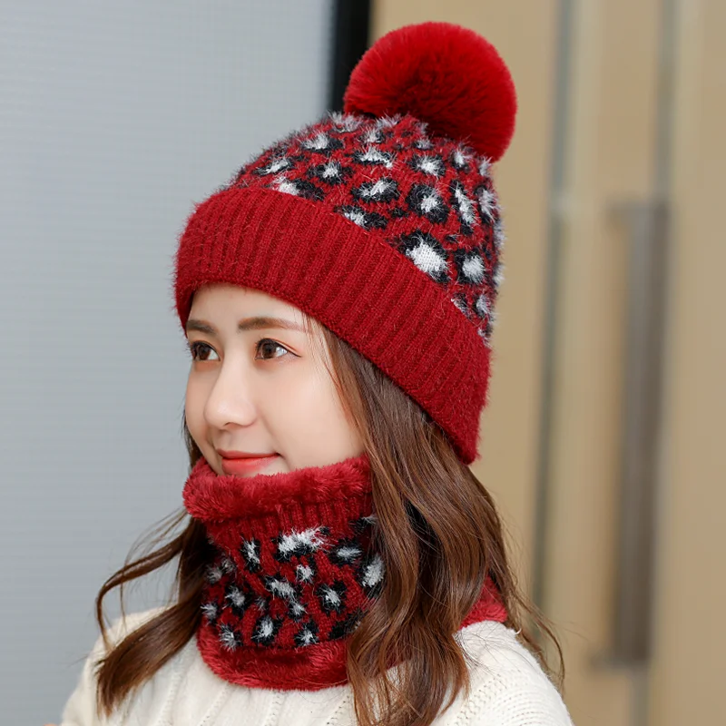 Skullies Beanies женский шарф леопардовые зимние трикотажные изделия шапки для женщин Женская бини Балаклава маска твердая женская шляпа Gorro - Цвет: wine red