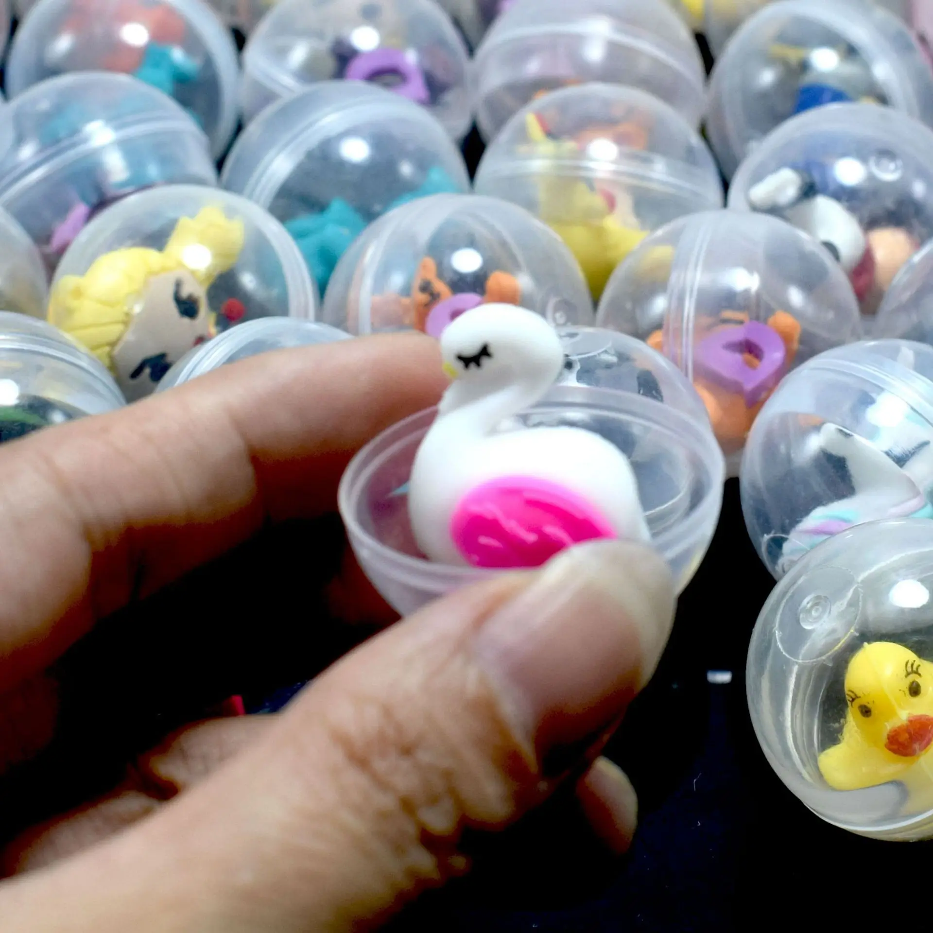Transparent Ball Capsule Toys Kids Birthday Party Favors Baby Shower Guest Gift Souvenir Pinata Fillers Blind Mystery Box 10Pcs