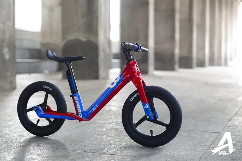 Bike8 детский балансировочный автомобиль карбоновая рама маленькая 8 балансировочная машина серия тапочек карбоновое волокно гоночная Модифицированная рама