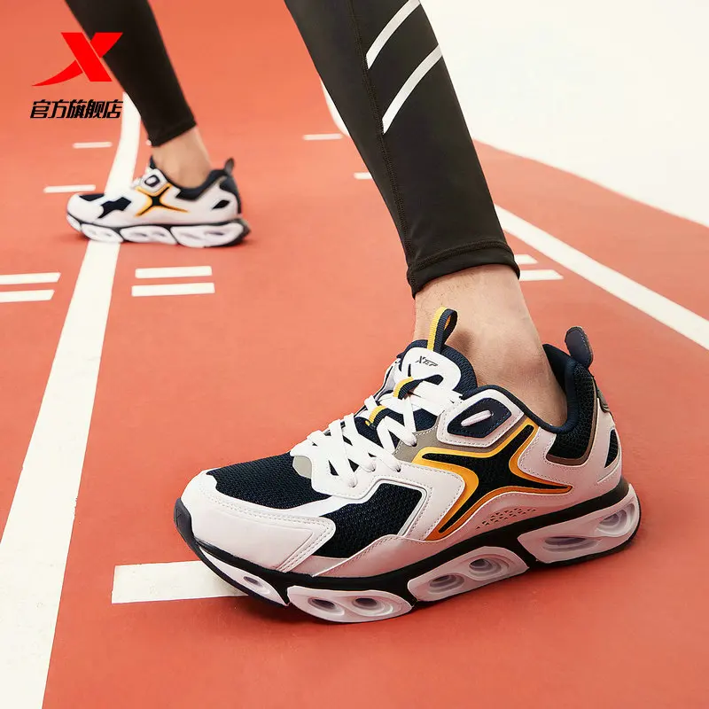 Xtep реактивная Катушка мужская обувь для бега Мужской дышащий светильник