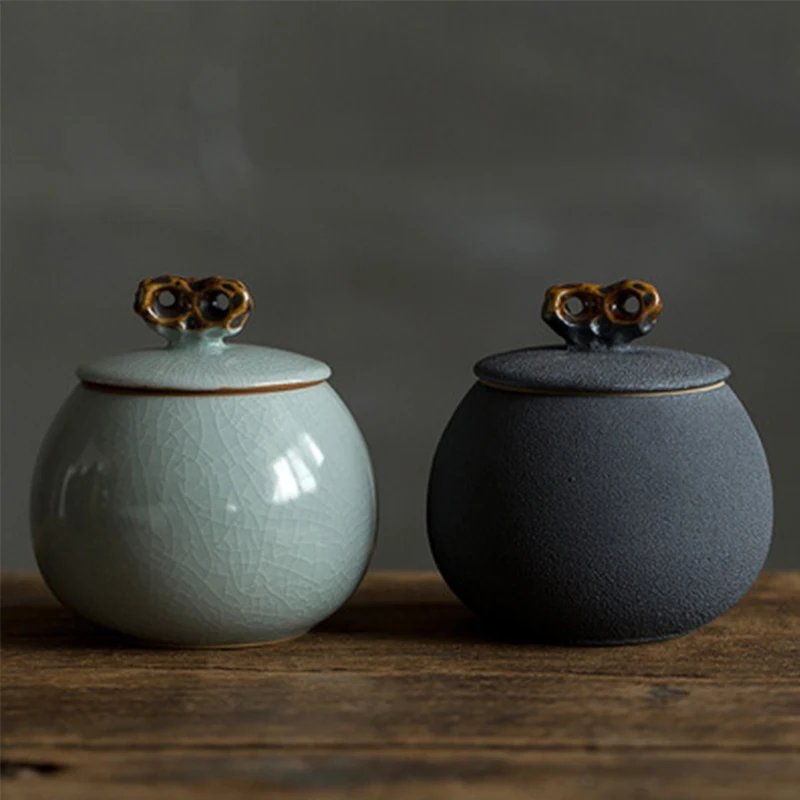 

Chinese Ceramic Tea Caddy Sealed Tea Caddy Ru Kiln Tea Storage Tank Tieguanyin Pu'er Tea Caddy Small Ceramic Tea Warehouse