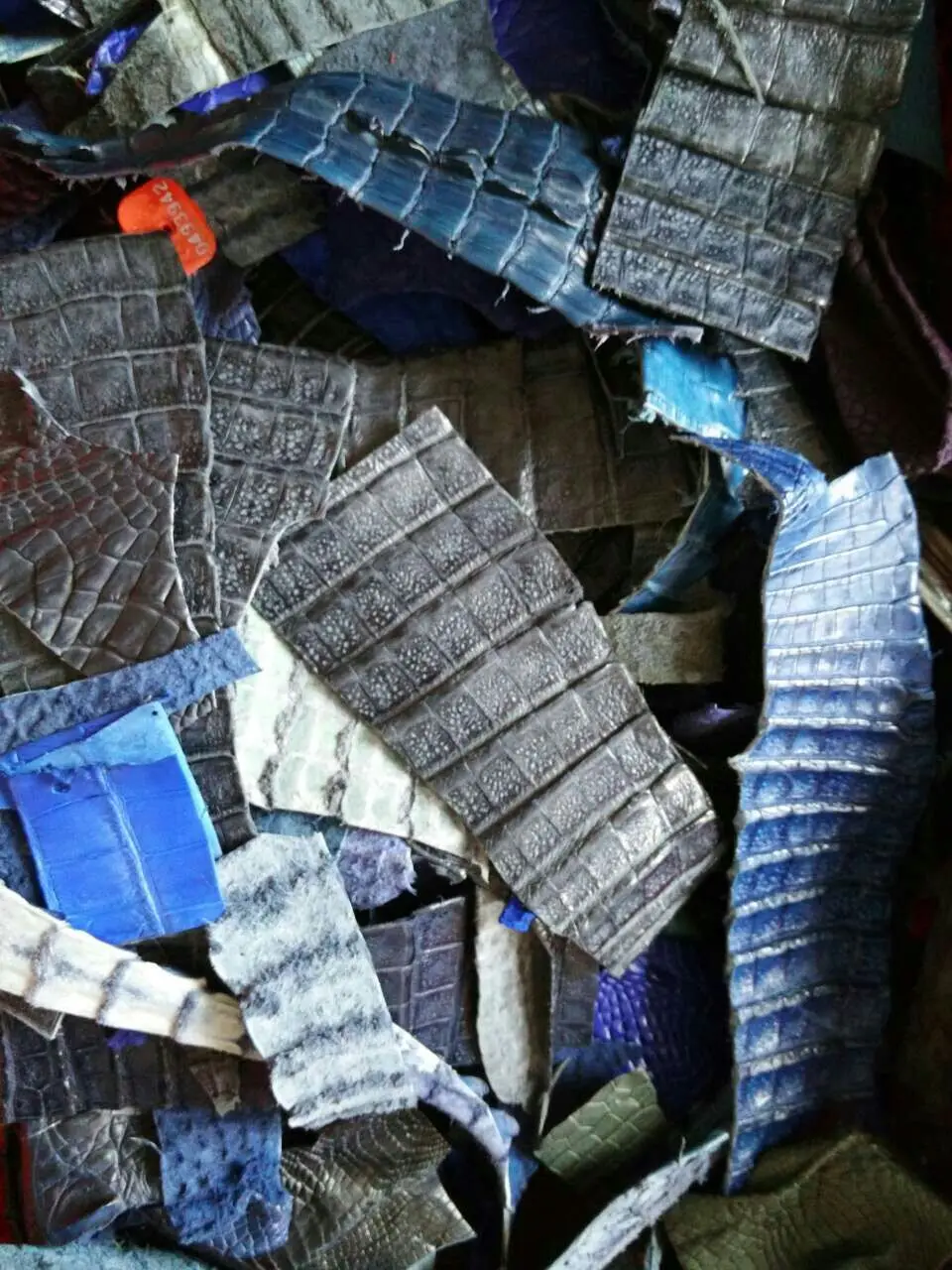 

Really Crocodile Blype Rare Scraps Handmade Leather Goods Material DIY Leather Bamboo Joint Pattern Multi-color Leftovers