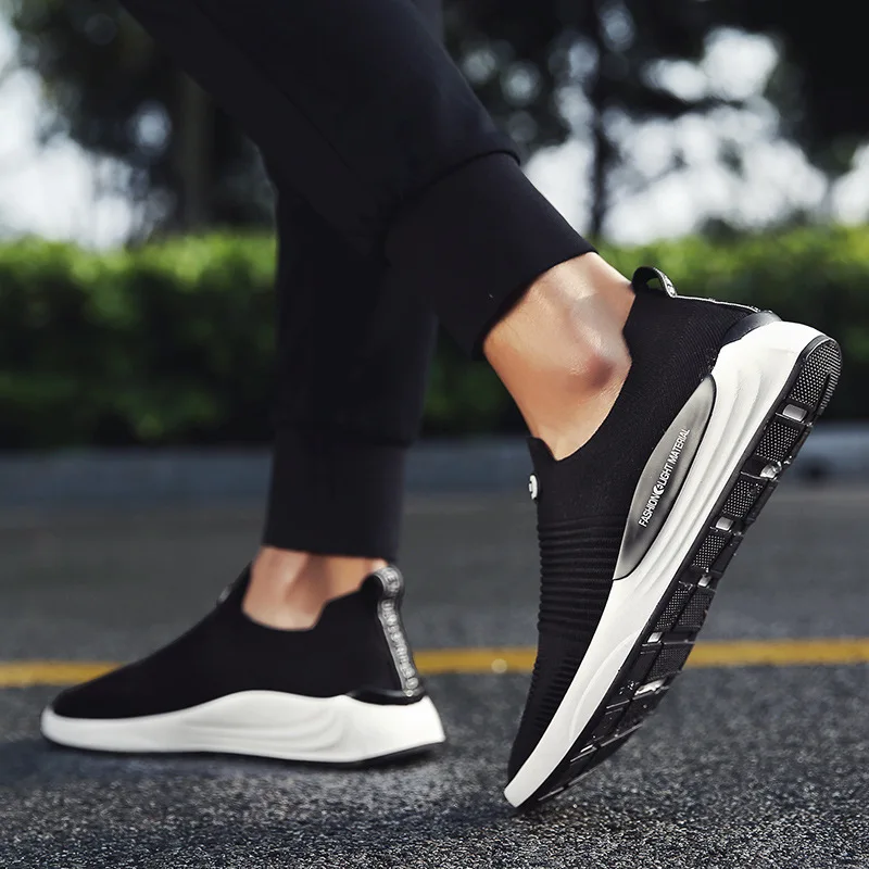

Summer New Style Slip-on Thick Bottomed Flat Breathable Mesh Outdoor Sneakers Men's Lazy Lower-cut Casual Shoes Trend