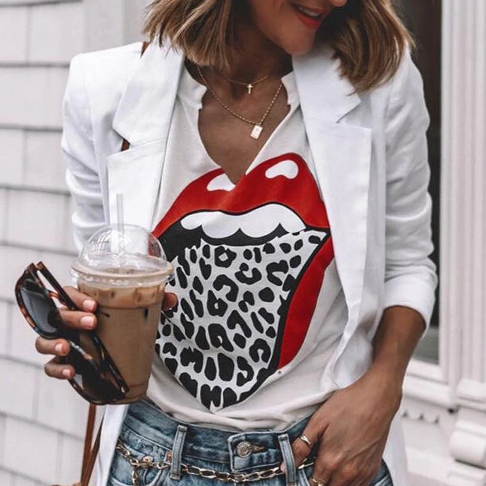 

Plus Size Women Kawaii Cute Lepoard Lip Print T-Shirt Girl Short Sleeve Harajuku Vogue Designer Tees Hipster Casual Basic Top 2019 New Arrival