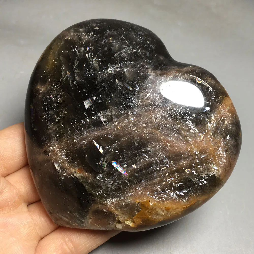 

268g Hot sale Natural quartz crystal polishing black moonstone heart healing