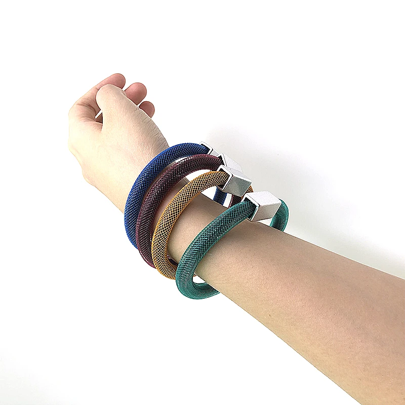 YD& YDBZ дизайнерские резиновые браслеты для женщин 4 цвета ручной работы ювелирные изделия мягкая цепочка Винтаж Панк Многоцветный браслет с подвеской оптом