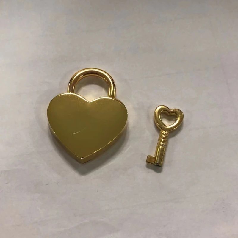 Unbrand Vintage Heart Shape Mini Padlock Bag Travel Suitcase Luggage Box Case Key Lock, Girl's, Size: 8, Gold