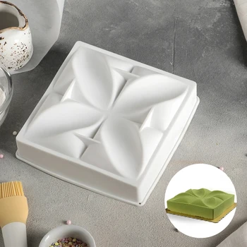 

Form for mousse desserts and pastries "Four-leafed", 18 × 5 cm, white