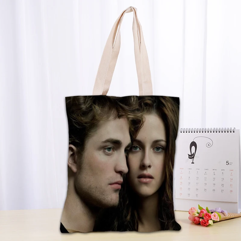 Eco-Friendly Canvas Tote Bag - Stylish and Versatile Shoulder Bag